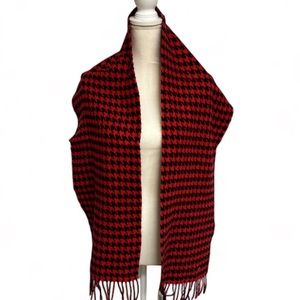 Red and Black Houndstooth Bon Worth Scarf Size 12x62 Approx NWT